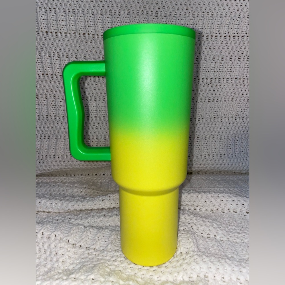 HTF LIMEY LIGHT Simple Modern 40oz Trek Tumbler